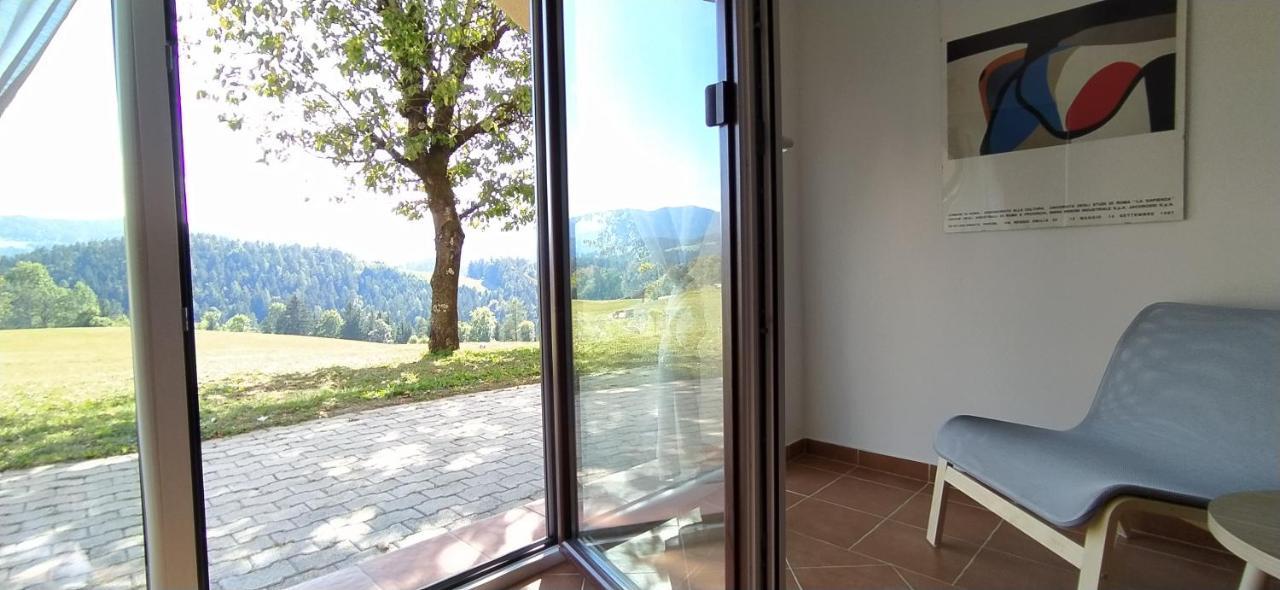 Kmetija Pecnik Appartement Prevalje Buitenkant foto