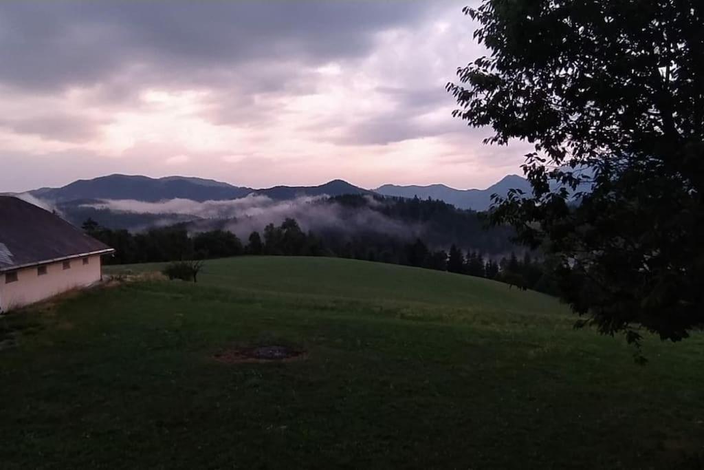 Kmetija Pecnik Appartement Prevalje Buitenkant foto