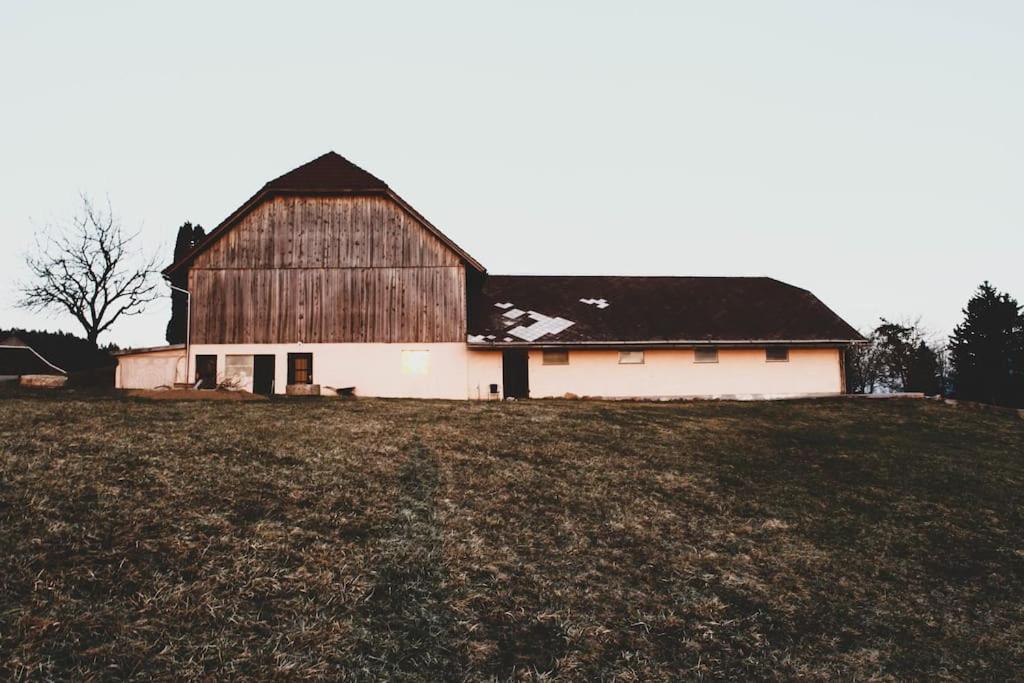 Kmetija Pecnik Appartement Prevalje Buitenkant foto